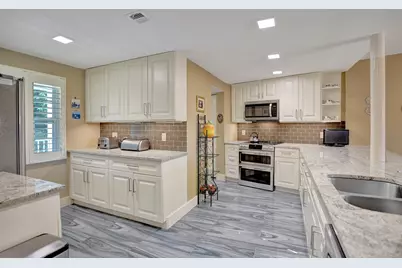 3499 Oaks Way #Unit 205, Pompano Beach, FL 33069 - Photo 10