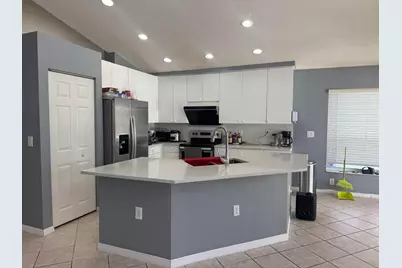 1490 NW 144th Avenue, Pembroke Pines, FL 33028 - Photo 12