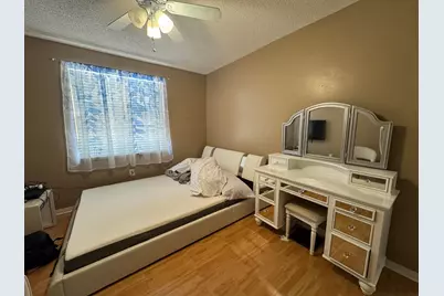 1490 NW 144th Avenue, Pembroke Pines, FL 33028 - Photo 24