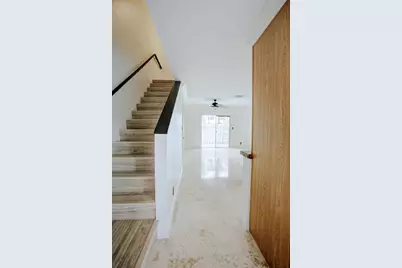 2855 NE 15th Street #2855, Pompano Beach, FL 33062 - Photo 2