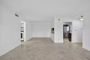3041 N Oakland Forest Dr, Oakland Park, FL 33309 - Photo 8