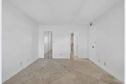 3041 N Oakland Forest Drive #103, Oakland Park, FL 33309 - Photo 16