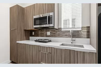 10351 NW 66th Street, Doral, FL 33178 - Photo 6