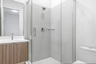 10351 NW 66th St, Doral, FL 33178 - Photo 2