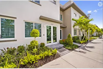 10351 NW 66th Street, Doral, FL 33178 - Photo 1