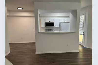 11035 Legacy Boulevard #204, Palm Beach Gardens, FL 33410 - Photo 2