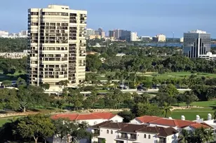 2400 Presidential Way, West Palm Beach, FL 33401 - Photo 32