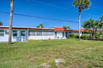 5800 W Fernley Dr Drive W #40, Greenacres, FL 33415 - Photo 32