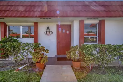 5800 W Fernley Dr Drive W #40, Greenacres, FL 33415 - Photo 1