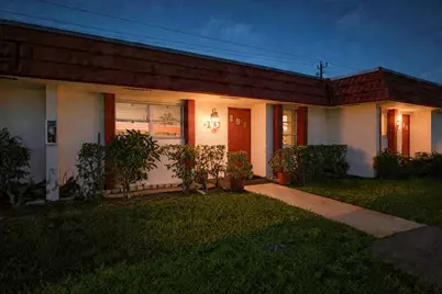 5800 W Fernley Dr Drive W #40, Greenacres, FL 33415 - Photo 2