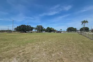 1219 Avenue M, Fort Pierce, FL 34950 - Photo 12