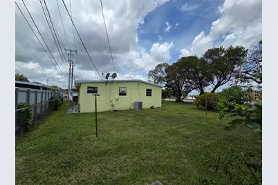 6495 W 2nd Court, Hialeah, FL 33012 - Photo 6