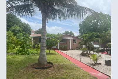 1026 Hansen Street, West Palm Beach, FL 33405 - Photo 2