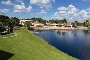 2950 Sunrise Lakes Dr W, Sunrise, FL 33322 - Photo 6