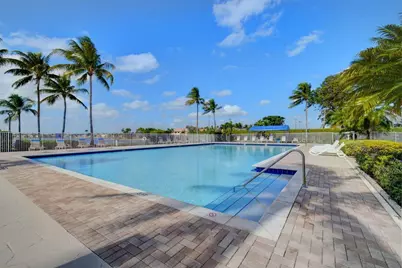 7069 Burgess Drive, Lake Worth, FL 33467 - Photo 40