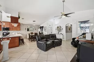 7069 Burgess Dr, Lake Worth, FL 33467 - Photo 10