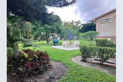 32 Salisbury B, West Palm Beach, FL 33417 - Photo 18