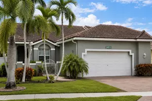 2401 E Aragon Blvd, Sunrise, FL 33313 - Photo 1