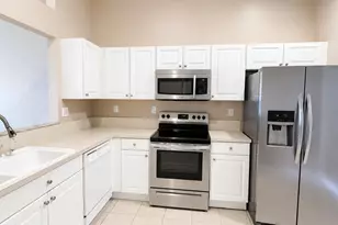 2401 E Aragon Blvd, Sunrise, FL 33313 - Photo 2