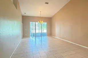 2401 E Aragon Blvd, Sunrise, FL 33313 - Photo 4