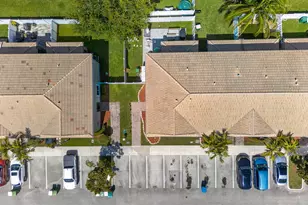 5951 Manchester Way, Tamarac, FL 33321 - Photo 18