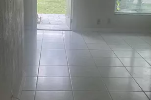 8251 NW 39th St, Coral Springs, FL 33065 - Photo 2