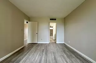 6020 NW 64th Ave, Tamarac, FL 33319 - Photo 12