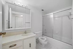 600 Three Islands Boulevard, Hallandale Beach, FL 33009 - Photo 4