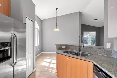 2302 NE 37th Road, Homestead, FL 33033 - Photo 18