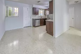 305 S Federal Hwy, Lake Worth Beach, FL 33460 - Photo 4