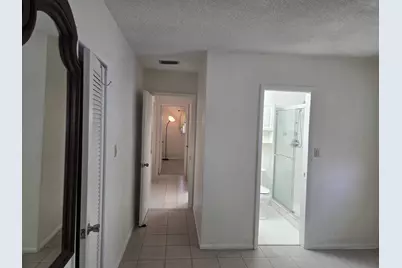5805 NW 83rd Avenue, Tamarac, FL 33321 - Photo 10