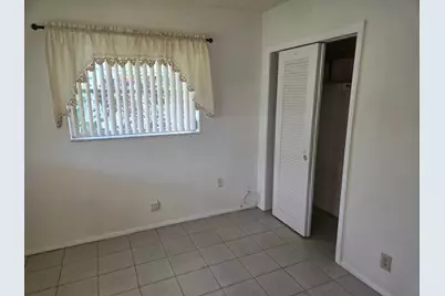 5805 NW 83rd Avenue, Tamarac, FL 33321 - Photo 18