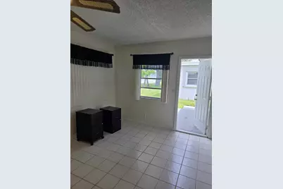 5805 NW 83rd Avenue, Tamarac, FL 33321 - Photo 20