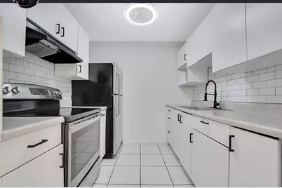 100 SW 132nd Way #109k, Pembroke Pines, FL 33027 - Photo 6