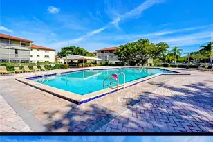 100 SW 132nd Way, Pembroke Pines, FL 33027 - Photo 14