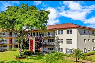 100 SW 132nd Way, Pembroke Pines, FL 33027 - Photo 10