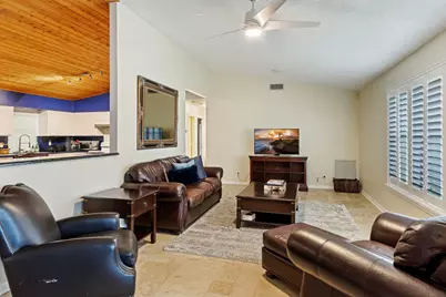 756 Juniper Place, Wellington, FL 33414 - Photo 2