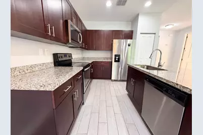 5213 NW 50th Terrace, Tamarac, FL 33319 - Photo 2