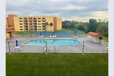 7000 NW 186th Street #4-325, Hialeah, FL 33015 - Photo 12