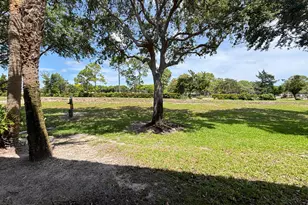 3080 Grandiflora Dr, Greenacres, FL 33467 - Photo 20