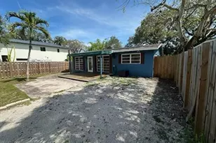1424 SW 9th St, Fort Lauderdale, FL 33312 - Photo 2