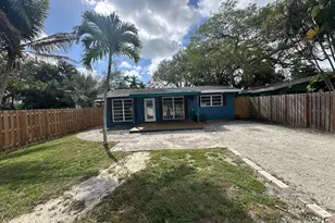 1424 SW 9th St, Fort Lauderdale, FL 33312 - Photo 1