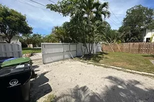1424 SW 9th St, Fort Lauderdale, FL 33312 - Photo 34