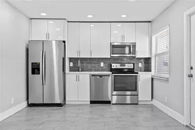 1470 N Dixie Highway #2, Fort Lauderdale, FL 33304 - Photo 6