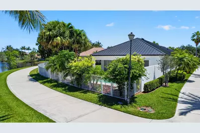 8142 Jolly Harbour Court, Wellington, FL 33414 - Photo 58