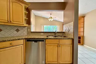 386 Carrington Dr, Weston, FL 33326 - Photo 20
