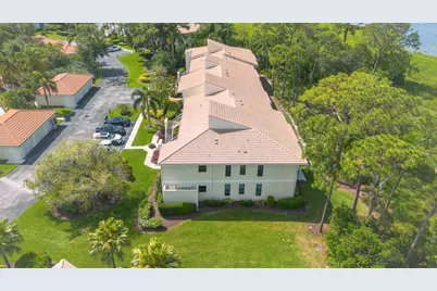 13464 Harbour Ridge Boulevard #8, Palm City, FL 34990 - Photo 2