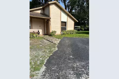 2086 SW 71st Way, Davie, FL 33317 - Photo 2