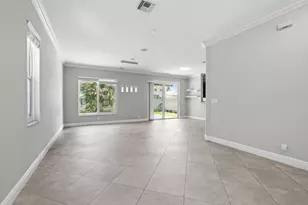 6878 NW 33rd St, Margate, FL 33063 - Photo 8