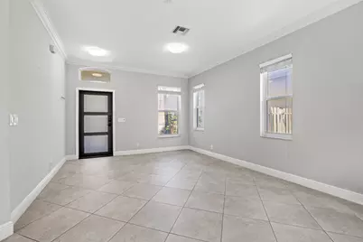 6878 NW 33rd Street, Margate, FL 33063 - Photo 6